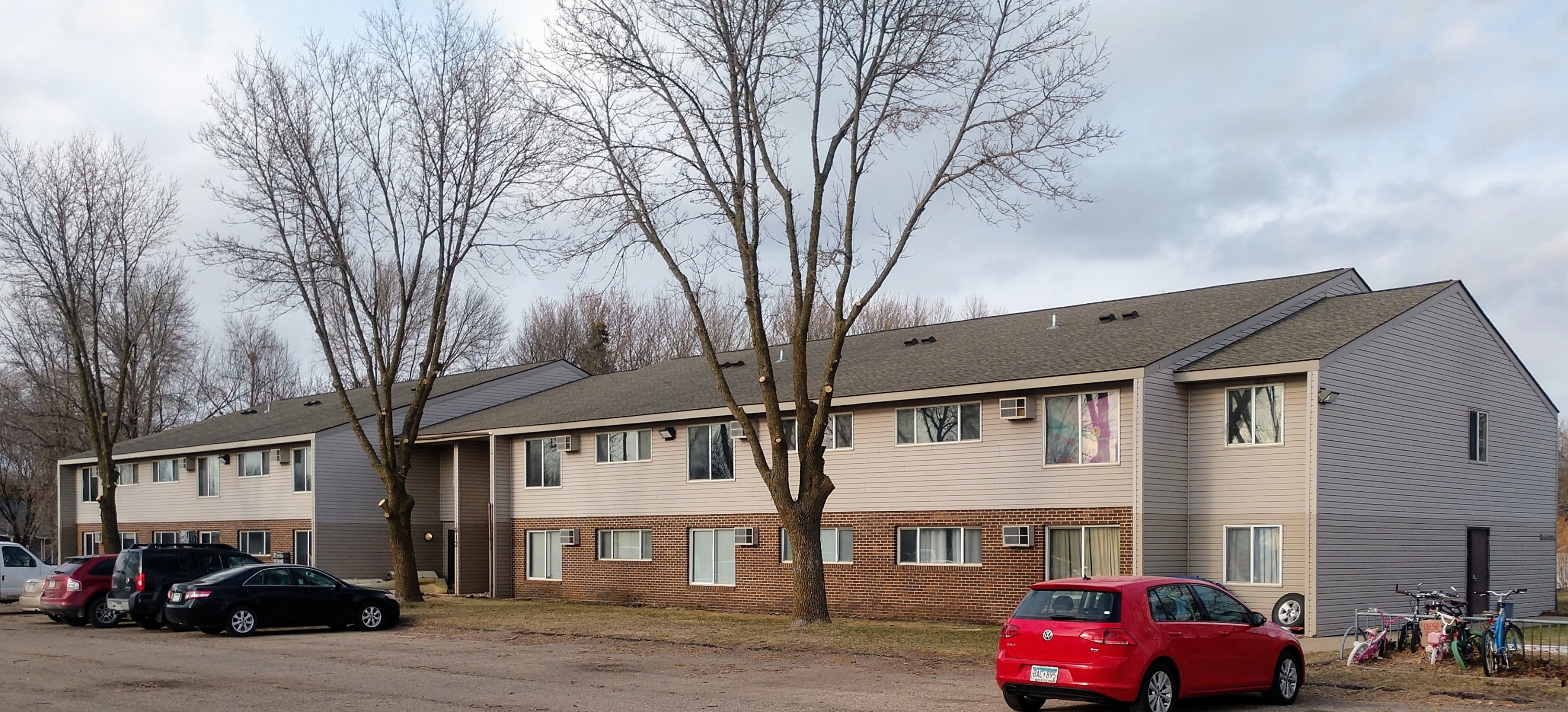 812 Hills Avenue - N106